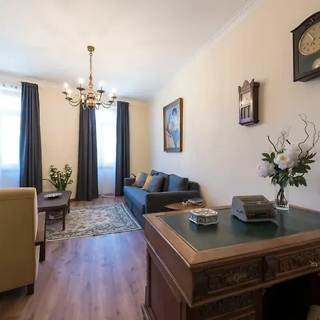 Lovelystay - Heritage Collection House With 4bedrooms 別荘 ポルト
