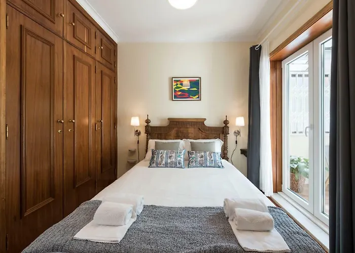 Сasa de vacaciones Lovelystay - Heritage Collection House With 4bedrooms *