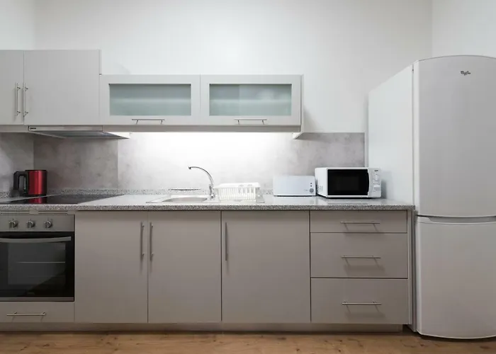 Lovelystay - Heritage Collection House With 4bedrooms Дом отдыха Порту