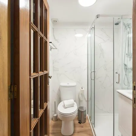 度假居 Lovelystay - Heritage Collection House With 4bedrooms 波尔图