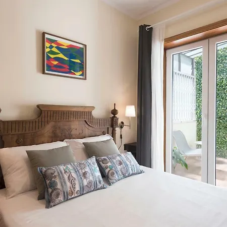 Lovelystay - Heritage Collection House With 4bedrooms